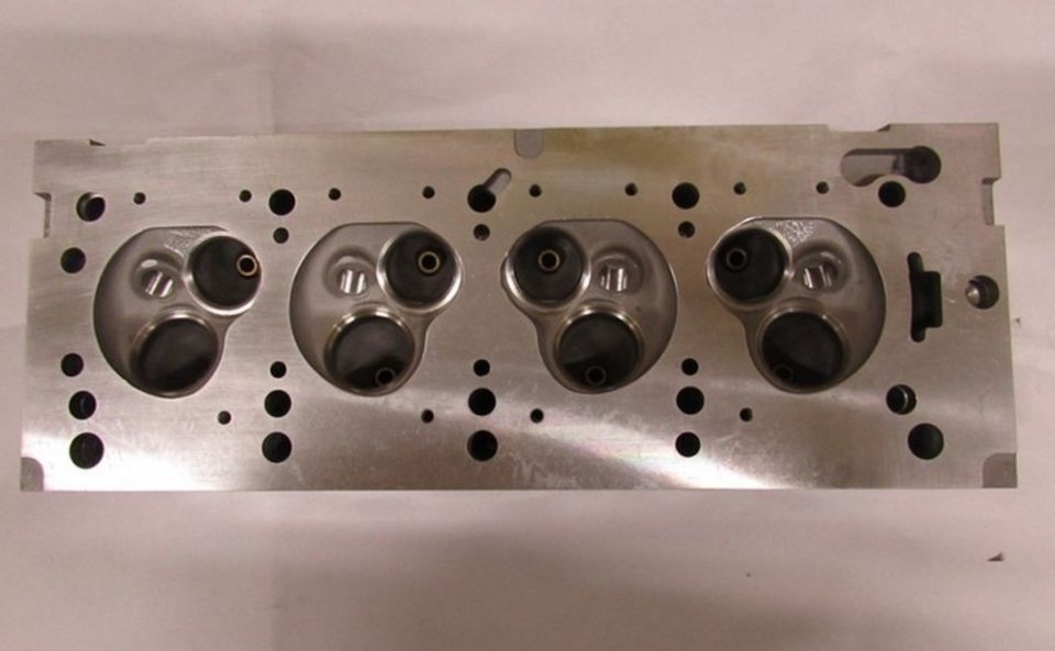 Renault Clio 1,6 K7J Silindir Kapak