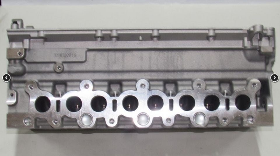 Ford Mondeo IV / Focus II / C4 / C5 / Scudo / 307 / 308 / 407 / 508 / 607 / 807 / S40 2,0 TDCİ Silindir Kapak