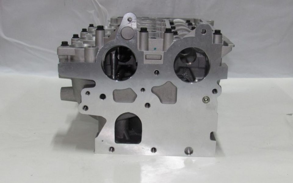 Ford Mondeo IV / Focus II / C4 / C5 / Scudo / 307 / 308 / 407 / 508 / 607 / 807 / S40 2,0 TDCİ Silindir Kapak