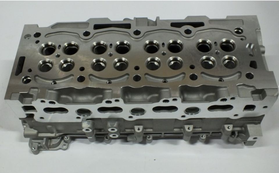 Ford Focus - Mondeo - Kuga / Peugeot 2,0 Blue HDİ 3008 - 5008 - 308 - 508 / C4 - C5 DW10FD DW10FC 2,0 TDCİ Silindir Kapak