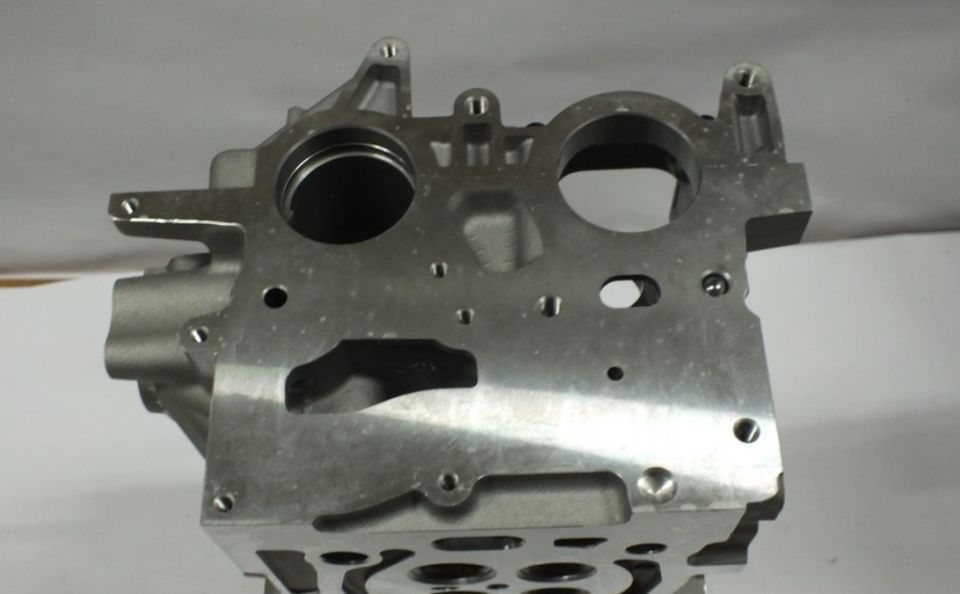 Ford Focus - Mondeo - Kuga / Peugeot 2,0 Blue HDİ 3008 - 5008 - 308 - 508 / C4 - C5 DW10FD DW10FC 2,0 TDCİ Silindir Kapak