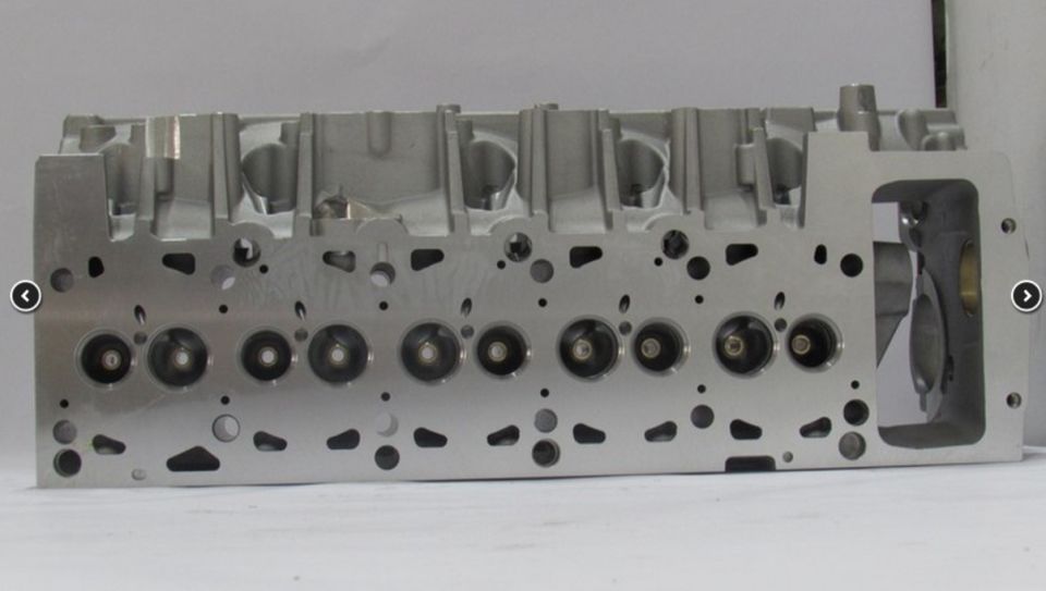 Volkswagen Transporter / Touareg / Multivan T5 2,5 TDI 130 HP AXD-AXE-BAC-BLJ-BLK-BNZ-BPC-BPD Silindir Kapak