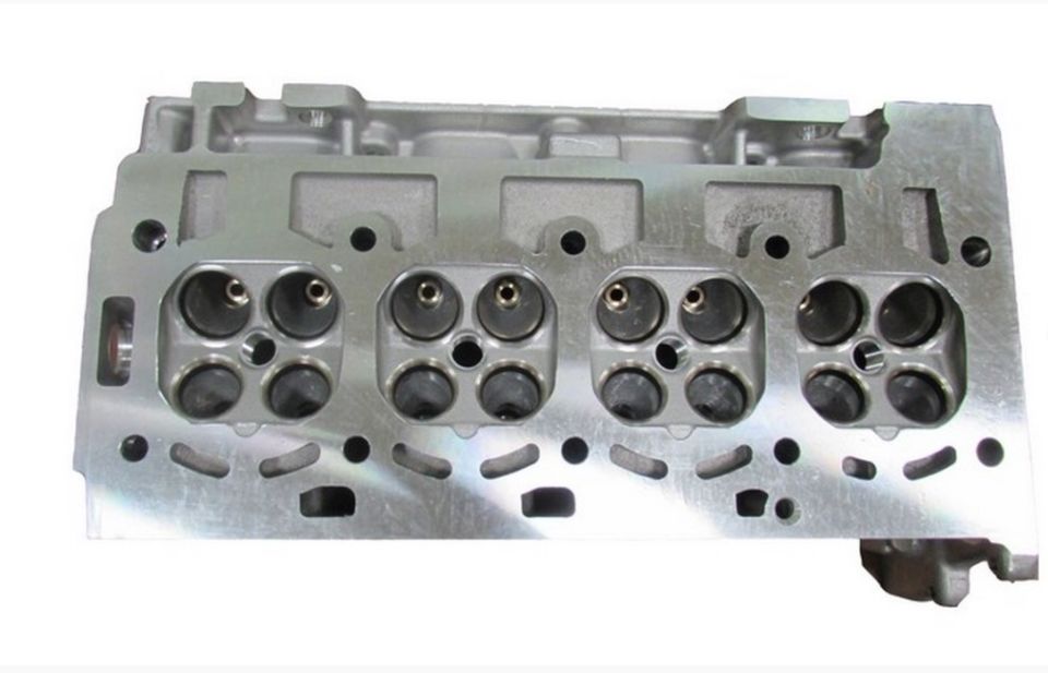 Volkswagen Golf V 1,4 TSI 16V Silindir Kapak