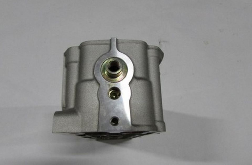Opel Astra 1,5 1,6 8V / Corsa / Aveo 1,4 / Lemans / Lacetti 1995- C16NE Silindir Kapak