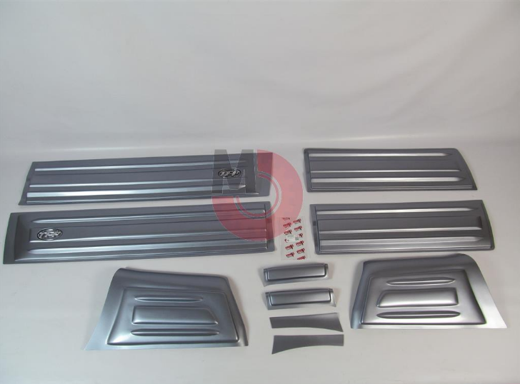 D-MAX Yan Kaplama Tk (Gümüş)