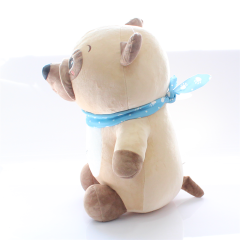Oturan Fularlı Yavru Pug ve Kurt Peluş Oyuncak 40Cm 1 Adet Fiyatıdır