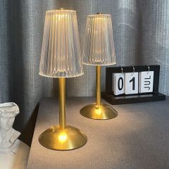 BUFFER® Masa Üstü Taşınabilir USB Şarjlı Dokunmatik Eskitme Lambader Model Led Kristal Abajur W-030