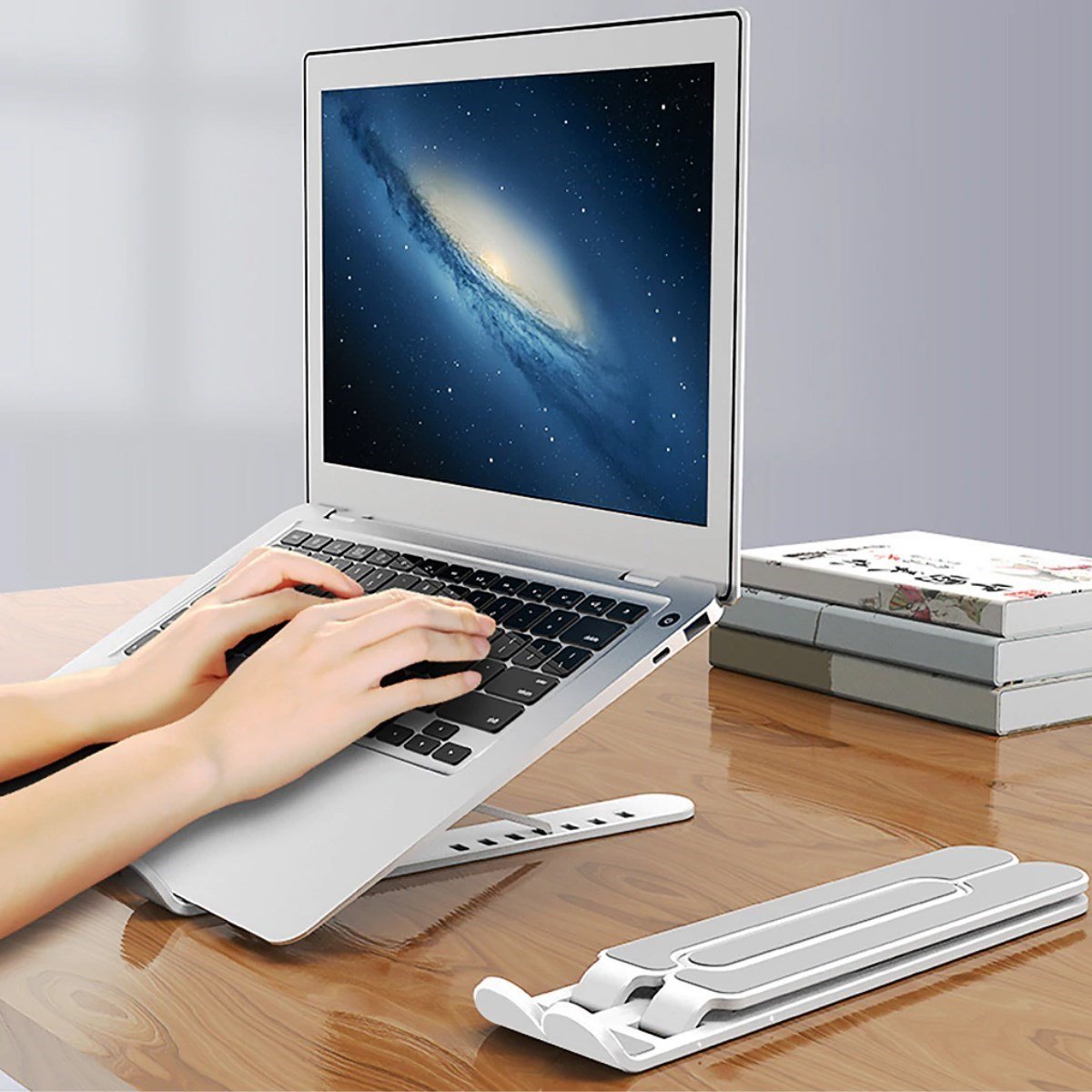 BUFFER® Ayarlanabilir Plastik Dizüstü Destek Tabanı Katlanabilir Taşınabilir Laptop Sehpası Yükseltici