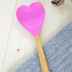 BUFFER® Dekoratif Kalp Şeklinde Ahşap Saplı Sevimli Slikon Spatula Kaşık