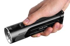 FENİX UC52 USB 3100 LÜMEN EL FENERİ
