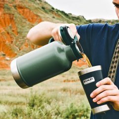 Stanley 0.23L Classic Easy Fill Wide Mouth Flask - Matte Black