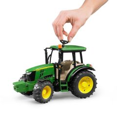 BR02106 John Deere 5115M Traktör +4 yaş