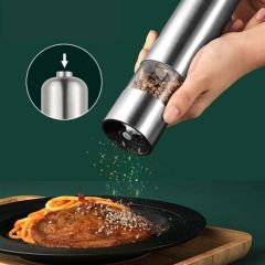 BUFFER® Pilli Işıklı Otomatik Ayarlanabilen Kalınlıklı Tuz Karabiber Baharat Değirmen Öğütücü