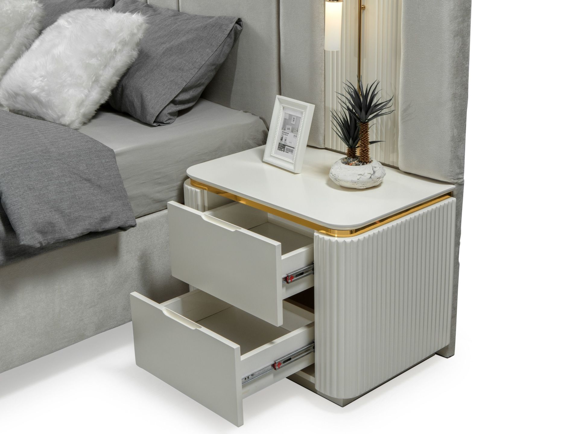 Golden Yatak Odası ( komodin )