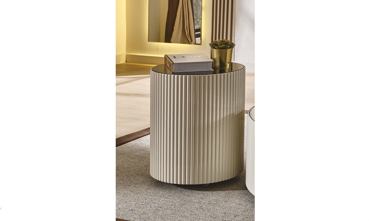 Guccix Ekru Yan Sehpa