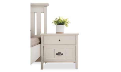 Gize Genç Odası Takımı (3 Kapılı Dolap, Komodin, 100*200 cm Başlıklı Karyola)