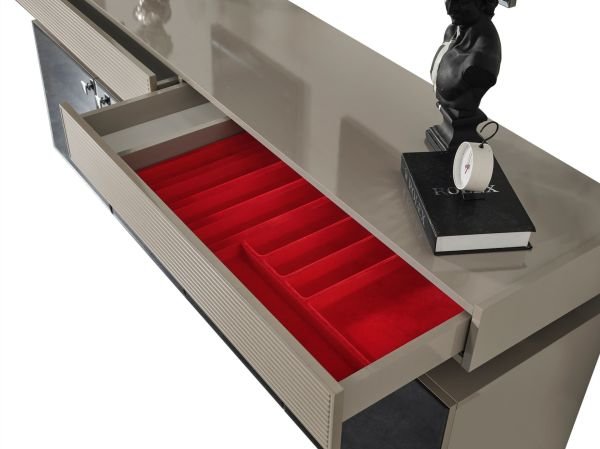 Voyager Yemek Odası