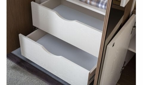 Orjin Yatak Odası 6 Kapılı Şömineli Dolap