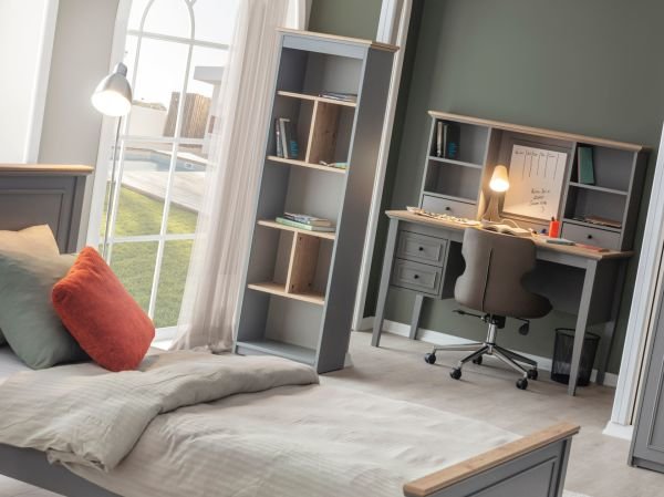 Petra Genç Odası ( Kitaplık )