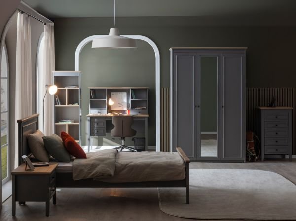 Petra Genç Odası (Komodin)