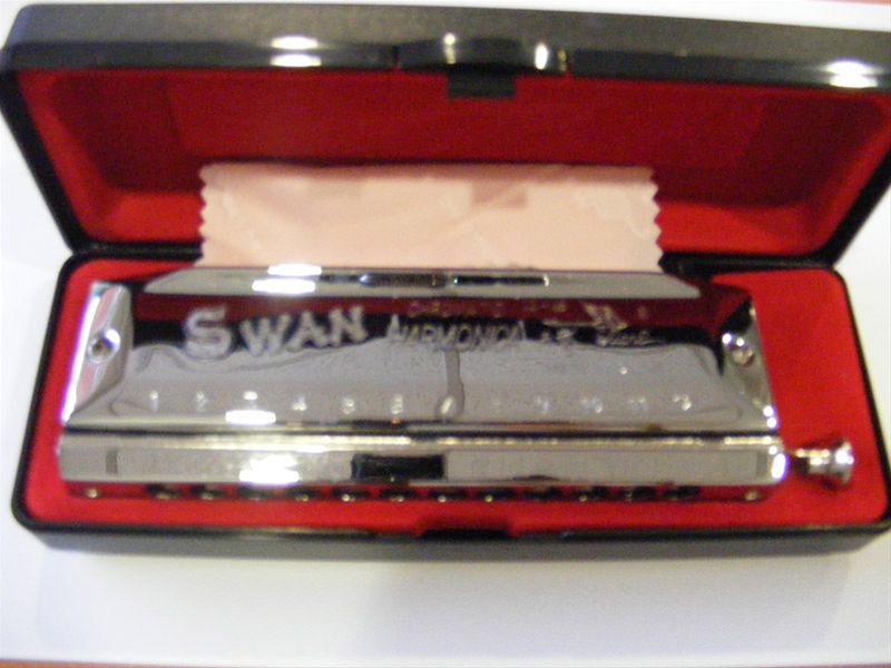 CREMONIA MIZIKA, SWAN CHROMATIC HARMONICA