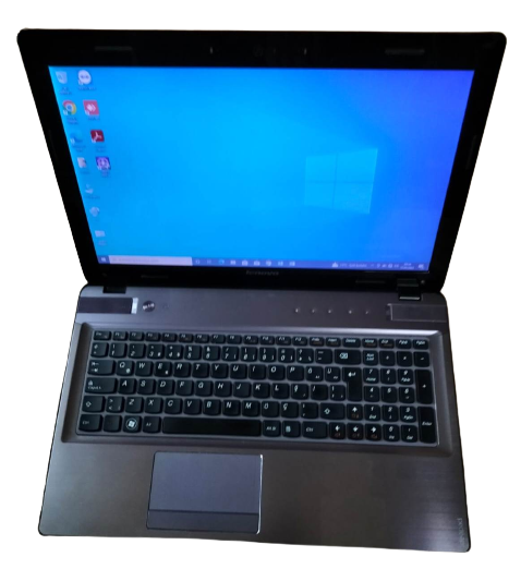 Lenovo İdeapad Y570 İ5 2450M 8Gb Ram 2Gb EkranKart Ssd Notebook