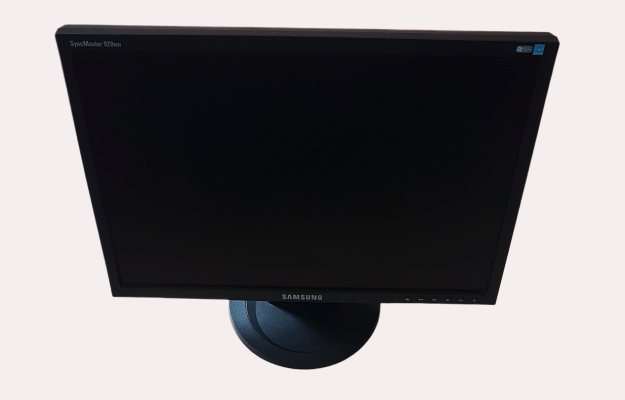 19'' Samsung 920NW Lcd Monitör