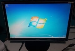 19'' Asus VW193D 1440X900 Monitör Sorunsuz