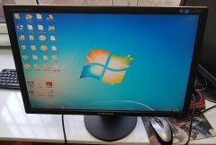 20'' Samsung 2043BW Lcd Monitör  Sorunsuz