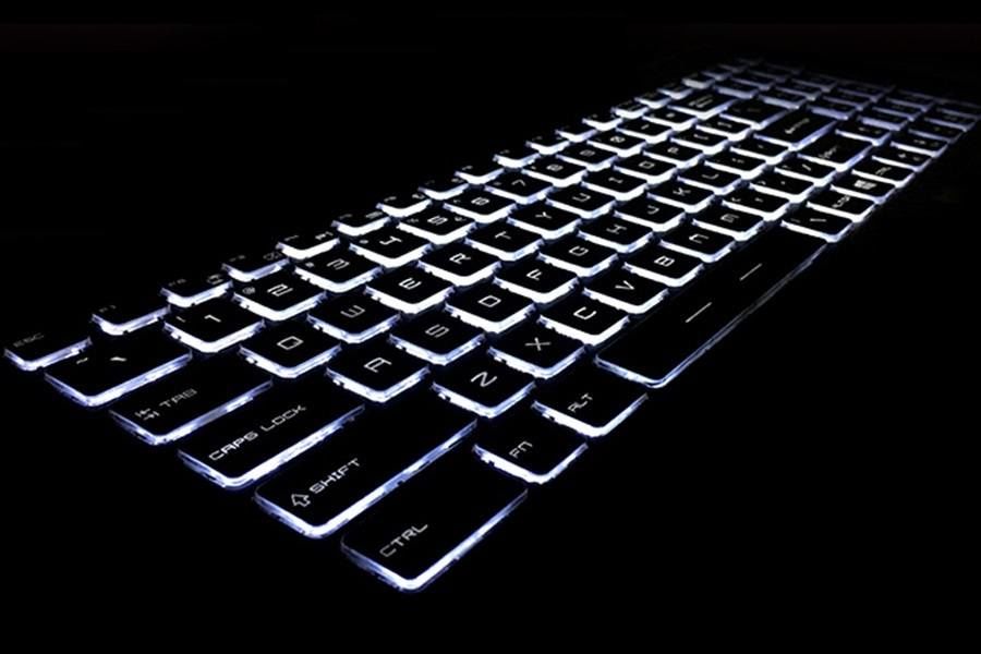 MSI GE62MVR 7RG Klavye Siyah Işıklı