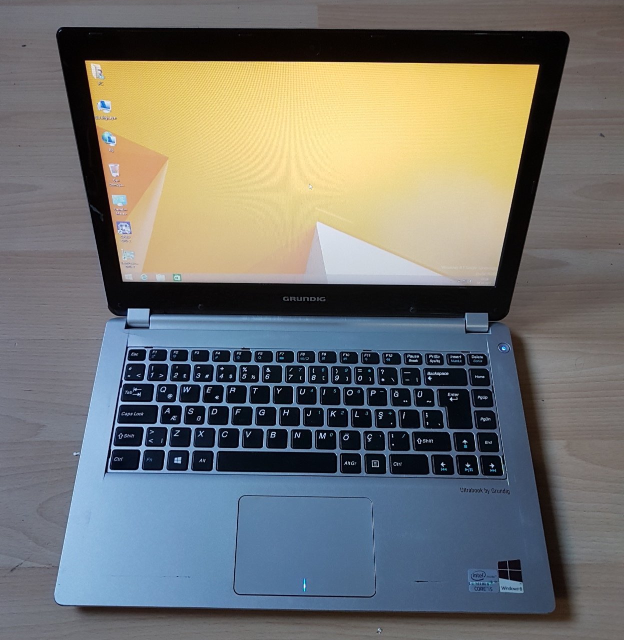 Grundig Ultrabook 13D-GDN UBS İ5 İNTEL İ5 3317U 1.7GHZ Ultrabook Sorunsuz