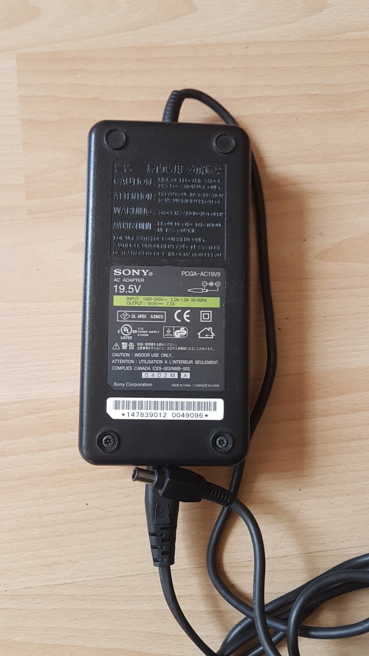 Sony 19.5V 7.7A Orjinal Notebook Adaptör