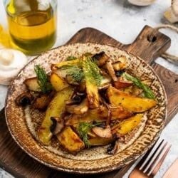 Fırında Zeytinyağlı Patates Dilimleri