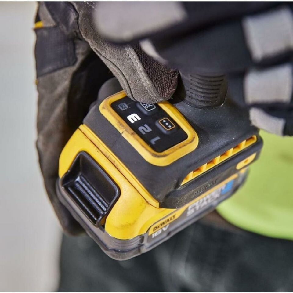 Dewalt XR PREMIUM Kömürsüz Akülü Darbeli Vidalama Seti 282Nm DCF860N-XJ 2x4 Amper
