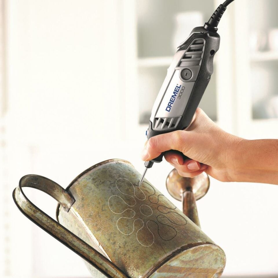 Dremel 3000 2/25 130W Gravür Taşlama El Motoru 25 Aksesuarlı F0133000HC