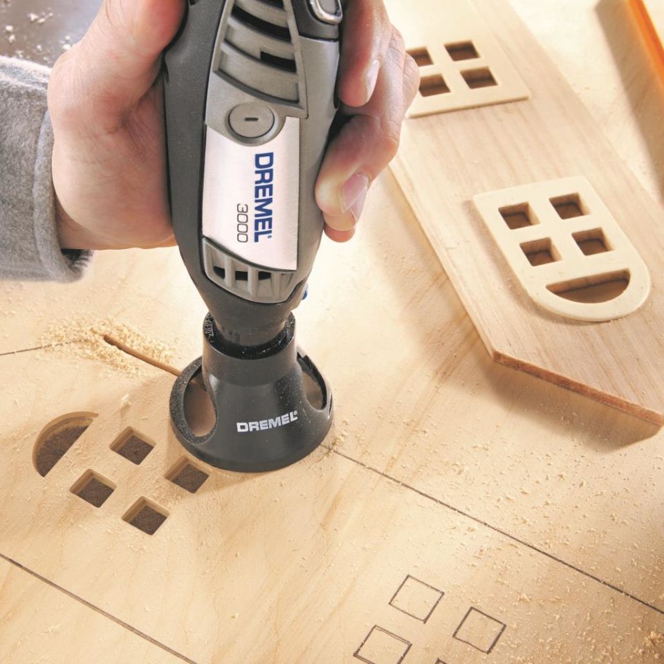 Dremel 3000 2/25 130W Gravür Taşlama El Motoru 25 Aksesuarlı F0133000HC
