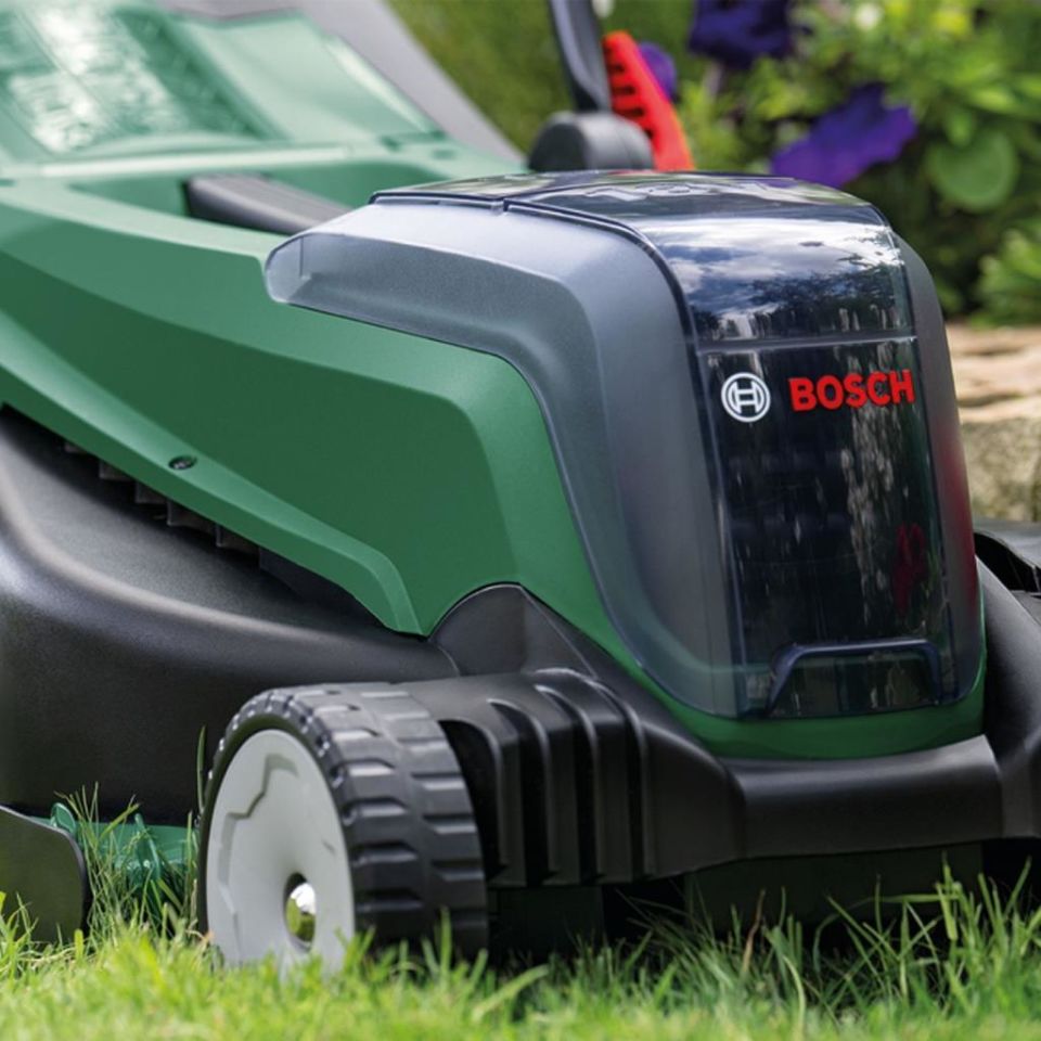Bosch Universal Rotak 2x18V-37-550 Kömürsüz Akülü Çim Biçme Makinesi (Akü Hariç) 06008B9E01
