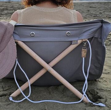 Askılı Portatif Şezlong Gri Renk | Arkalıklı Katlanır Plaj ve Piknik Örtüsü