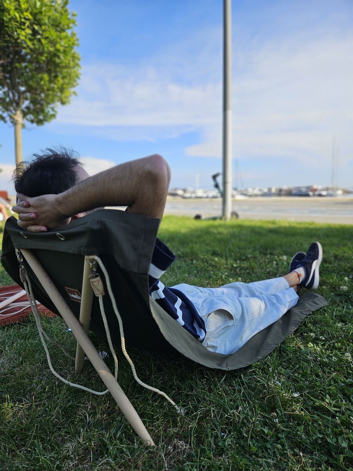 Portatif Şezlong Haki Renk | Arkalıklı Katlanır Plaj ve Piknik Örtüsü