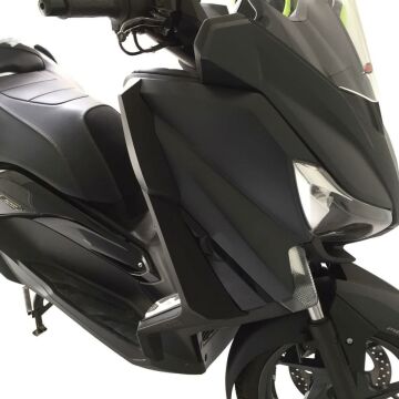 GP Kompozit Yamaha XMAX 250 / 400 2014-2017 Uyumlu Bacak Koruma Siyah