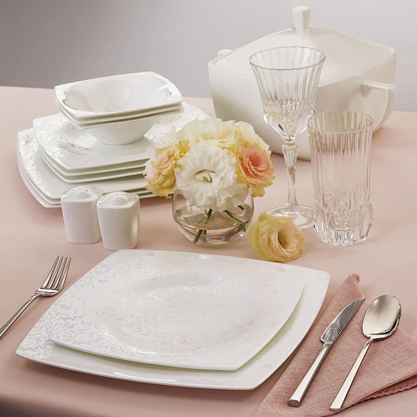 Karaca Fine Pearl Helen 62 Parça 12 Kişilik İnci Kare Yemek Takımı