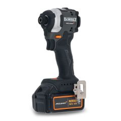 Dewalt DCK200MP2T Mclaren 18V 5 Ah 2 Li Akülülü Vidalama Matkap Set