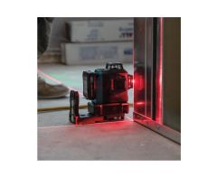 Makita SK700D Kırmızı Multi Line Lazeri 3*360°