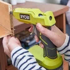 Ryobi R18GLU-0 18V Akülü Mum Silikon Tabancası (Akü Dahil Değildir)