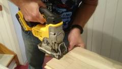 Dewalt DCS331M2 18V 4.0 AH LI-ION Dekupaj Testere