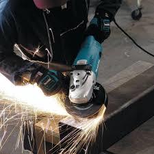 Makita GA7040S Büyük Taşlama 2.600W 180mm