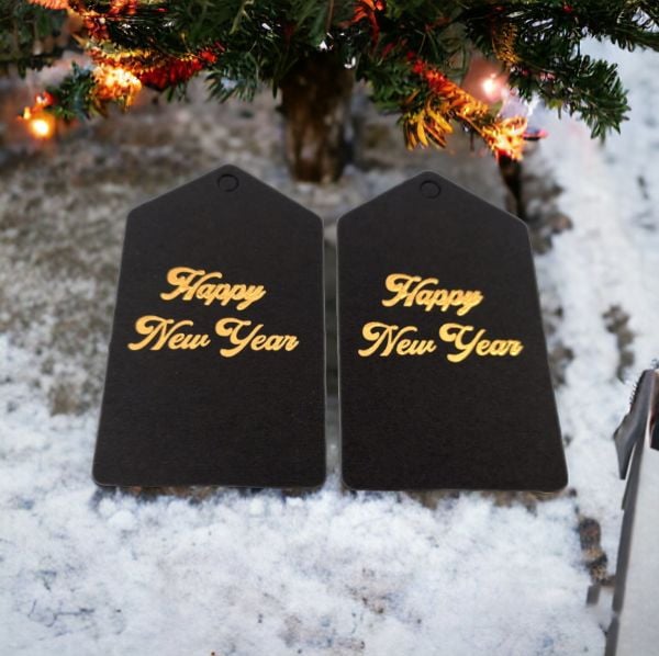 Roco Paper Yeniyıl Yılbaşı İsim Sallantı Etiketi Siyah Altın Varaklı Happy New Year 50li 4,5*7,5cm