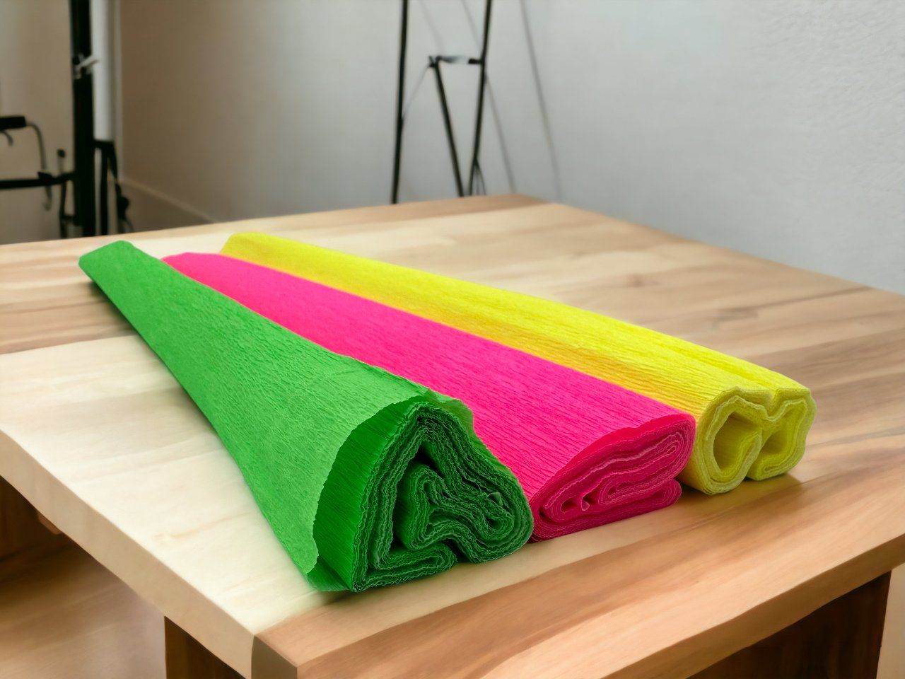 ROCO PAPER Neon Renkli Krapon Kağıtları - 3'lü Set 40gr 50x250cm