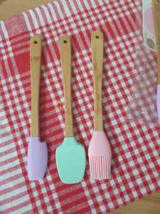 3'lü Renkli Bambu Saplı Silikon Uçlu Spatula Fırçalı Kaşık Seti