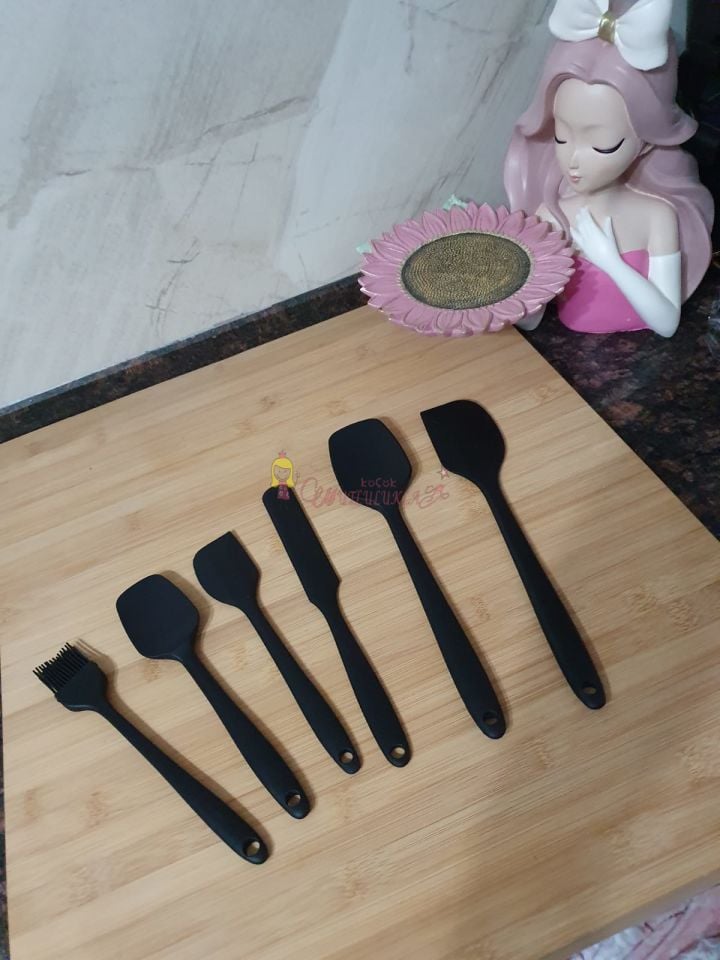 6lı Takım Yanmaz Yapışmaz Mutfak Pasta Slikon Yumurta Fırçası Kaşık Bıçak Spatula Seti